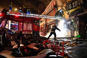 宁夏银川6.21燃爆事故---公司产品举升抢险主战消防车的现实应用
